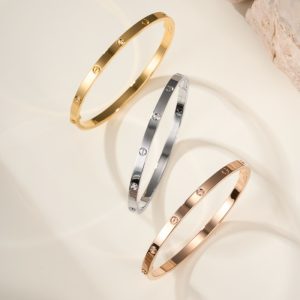 Cartier Small Model Love Bracelet With 6 Diamonds