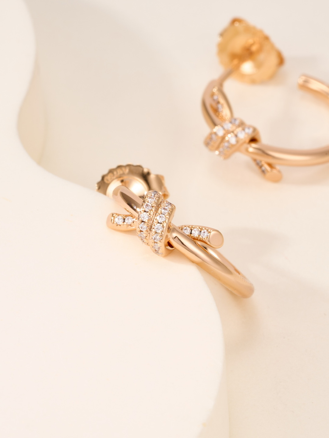 Tiffany Knot Hoop Earrings tiffany2010 8 Tiffany Knot Hoop Earrings tiffany2010 - Image 8