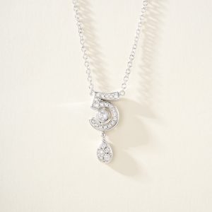 Chanel Eternal N°5 Necklace with Diamonds cc2004