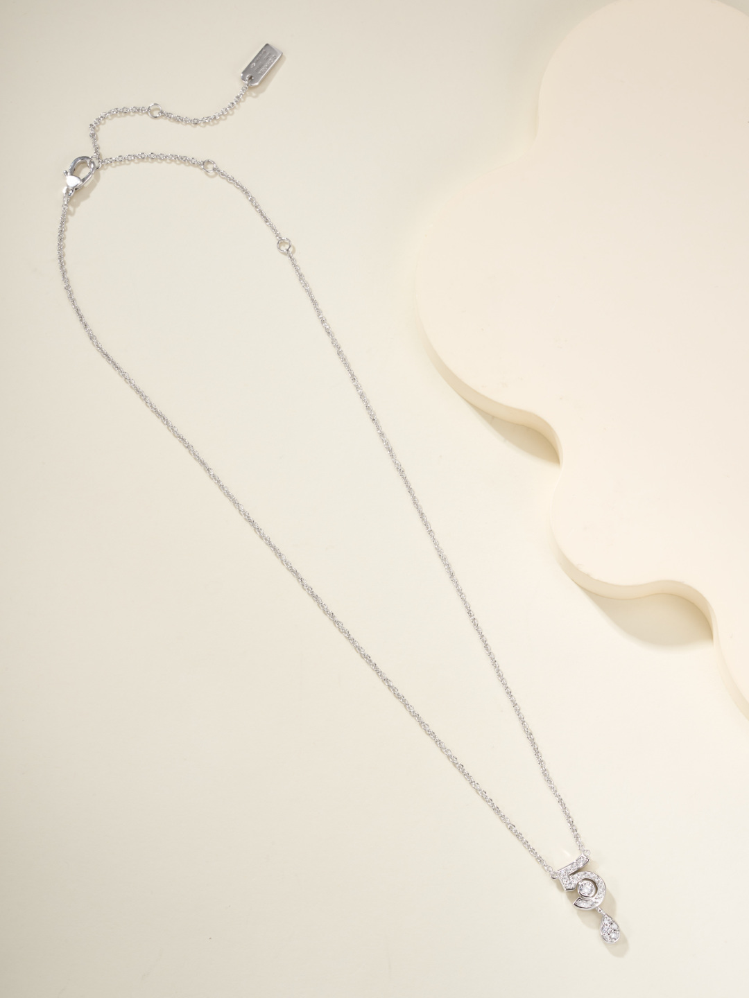Chanel Eternal N°5 Necklace with Diamonds cc2004 4 Chanel Eternal N°5 Necklace with Diamonds cc2004 - Image 4