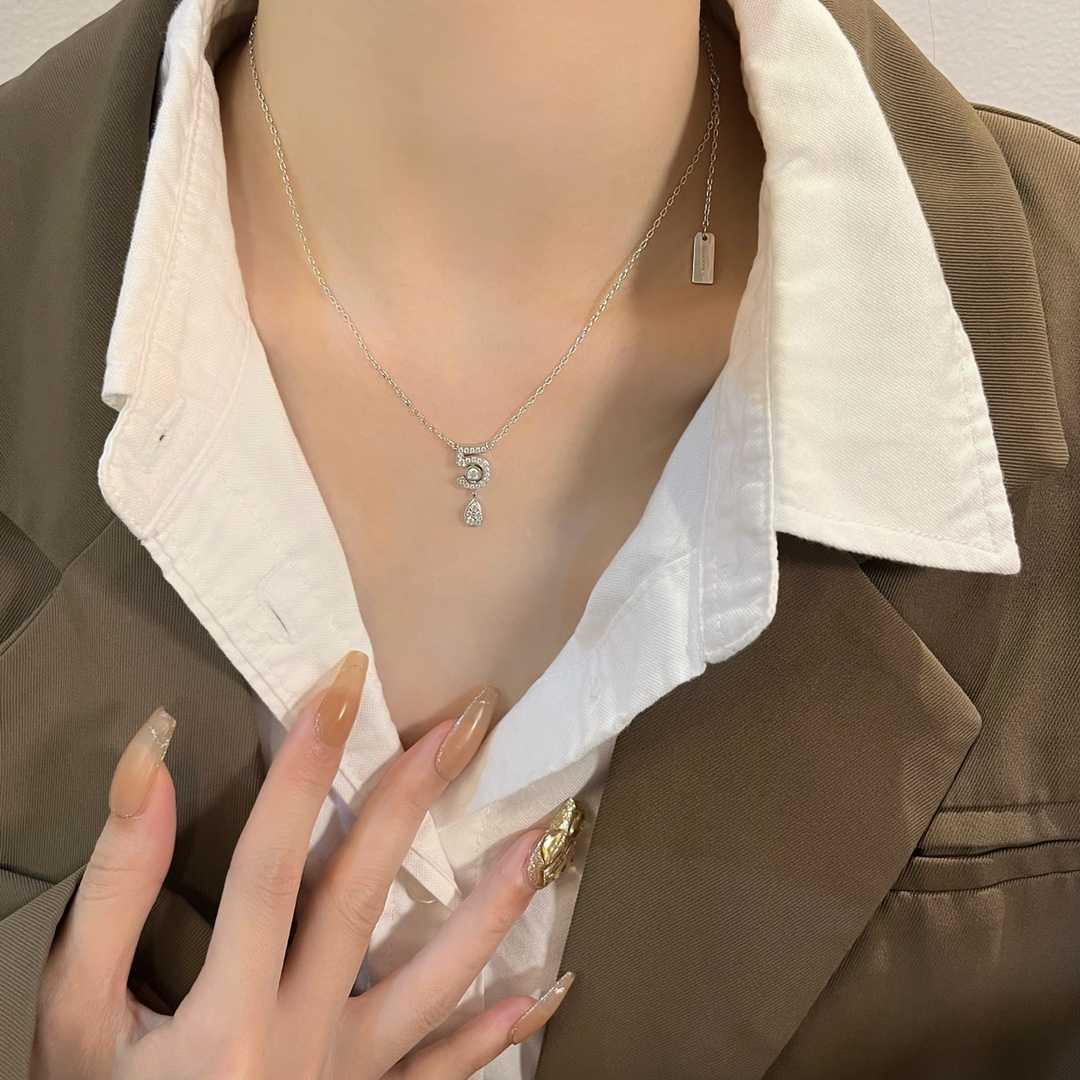 Chanel Eternal N°5 Necklace with Diamonds cc2004 11 Chanel Eternal N°5 Necklace with Diamonds cc2004 - Image 11
