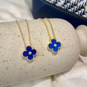 Van Cleef & Arpels Vintage Alhambra Necklace vca2032