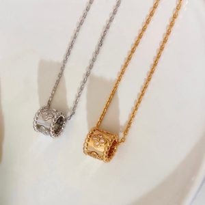 Van Cleef & Arpels Perlee Clovers Necklace vca2024