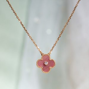 Van Cleef & Arpels Vintage Alhambra Necklace vca2037
