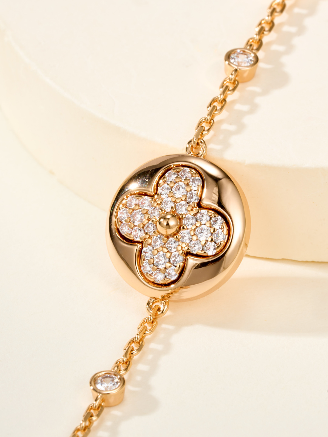Louis Vuitton Color Blossom BB Star Bracelet Pink Gold And Diamonds lv2009 9 Louis Vuitton Color Blossom BB Star Bracelet Pink Gold And Diamonds lv2009 - Image 9
