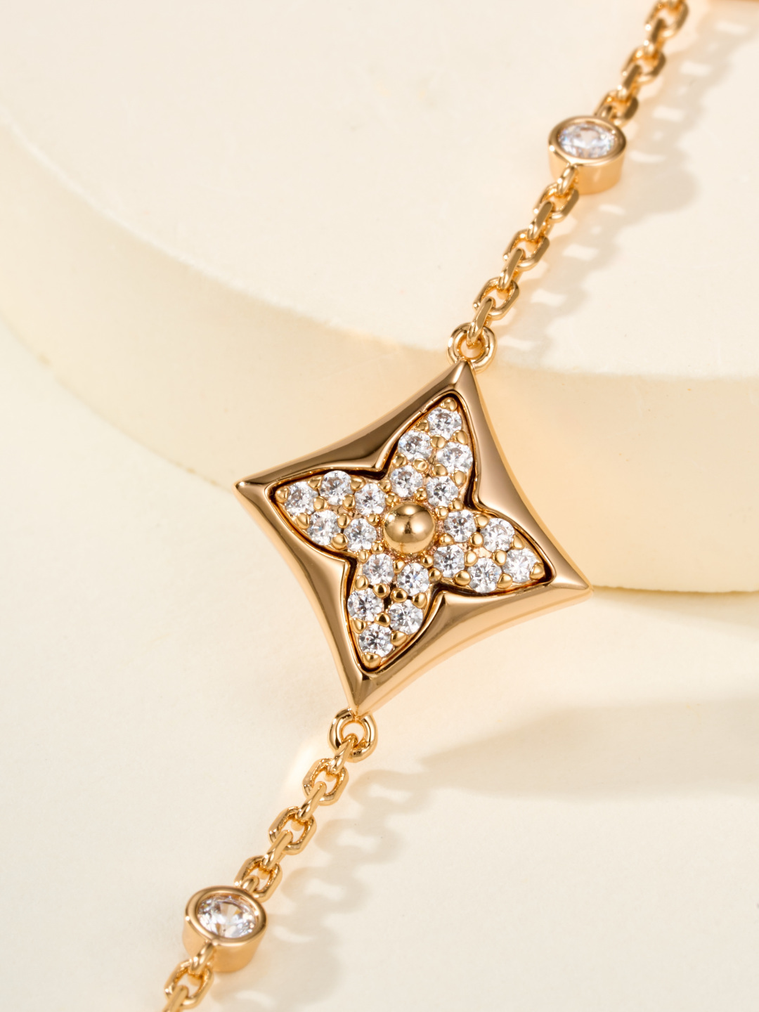 Louis Vuitton Color Blossom BB Star Bracelet Pink Gold And Diamonds lv2009 10 Louis Vuitton Color Blossom BB Star Bracelet Pink Gold And Diamonds lv2009 - Image 10