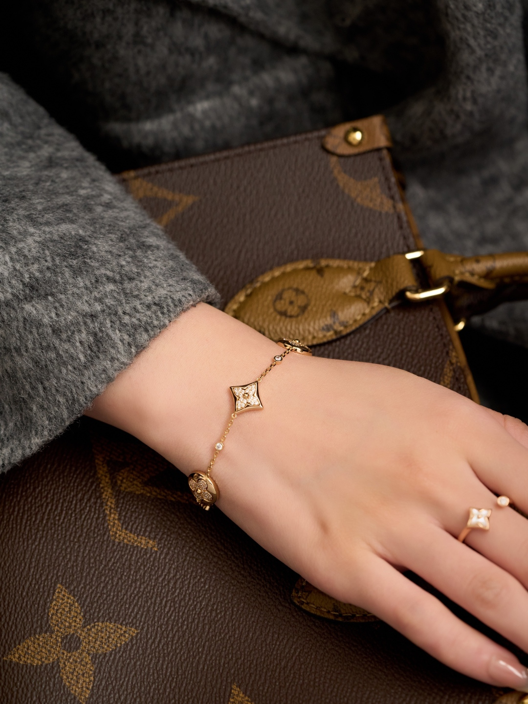 Louis Vuitton Color Blossom BB Star Bracelet Pink Gold And Diamonds lv2009 13 Louis Vuitton Color Blossom BB Star Bracelet Pink Gold And Diamonds lv2009 - Image 13