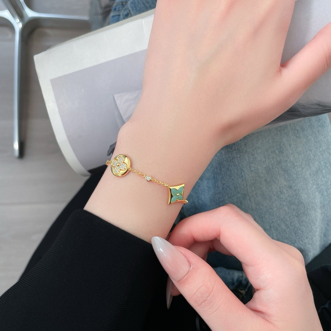 Louis Vuitton Color Blossom BB Star Bracelet Yellow Gold And Diamonds lv2011 9 Louis Vuitton Color Blossom BB Star Bracelet Yellow Gold And Diamonds lv2011 - Image 9