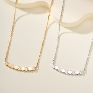Chaumet Diamonds Bee De Chaumet Pendant