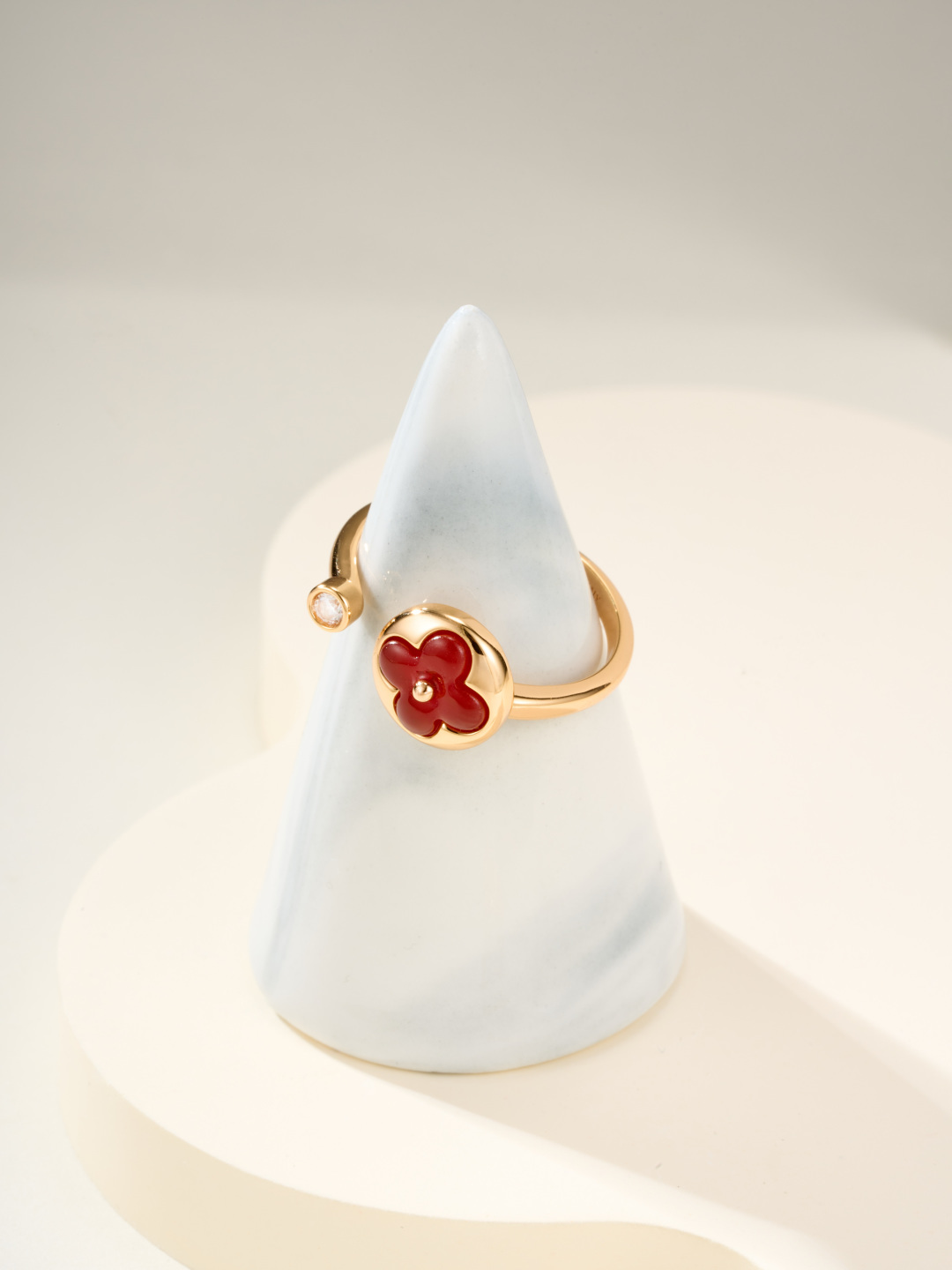 Louis Vuitton Color Blossom Mini Sun Ring 11 Louis Vuitton Color Blossom Mini Sun Ring - Image 11