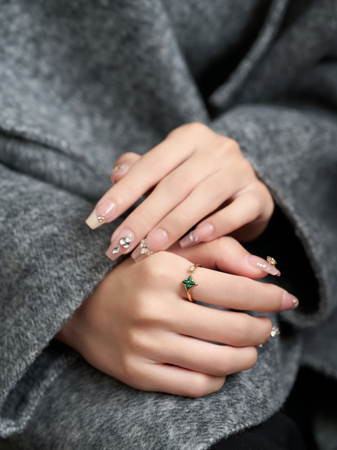 Louis Vuitton Color Blossom Mini Star Ring 6 Louis Vuitton Color Blossom Mini Star Ring - Image 6